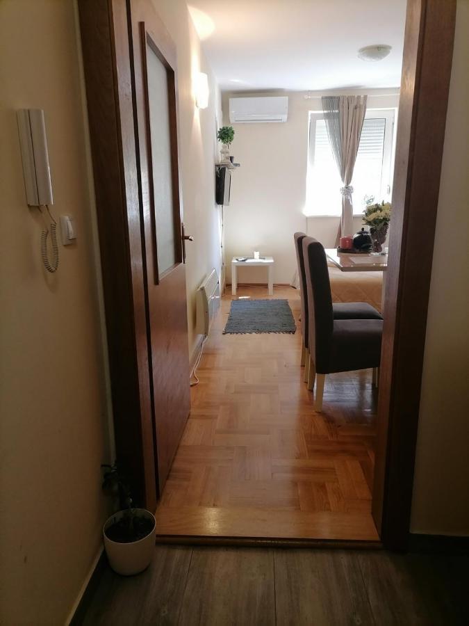 Studio Dunja Apartamento Vrnjačka Banja Exterior foto